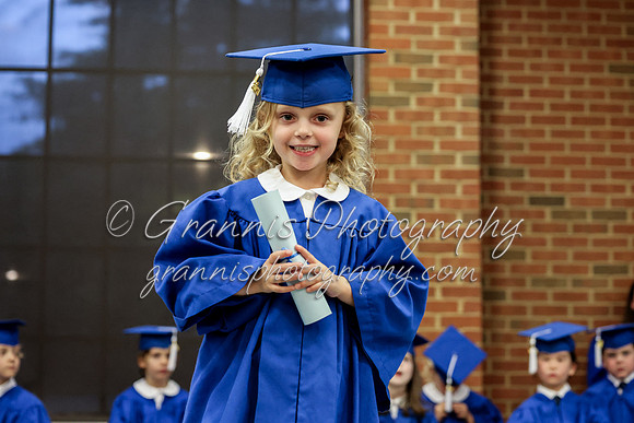 MCGRADUATION24-733