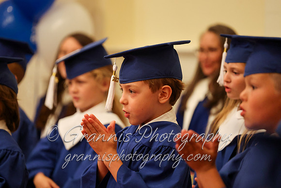 MCGRADUATION22-394