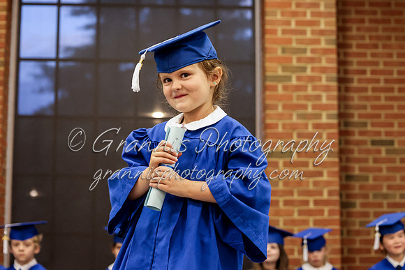 MCGRADUATION24-752