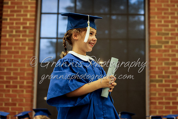 MCGRADUATION24-672