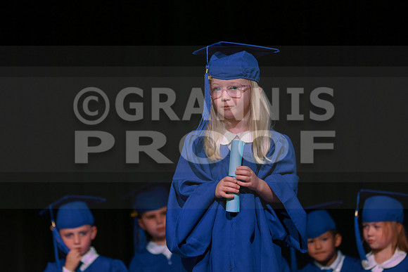 MCGRADUATION25-467
