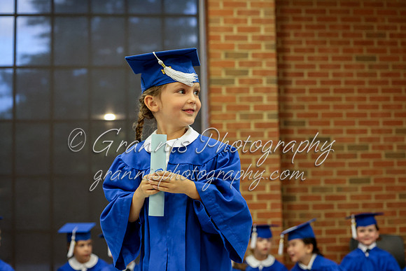 MCGRADUATION24-595