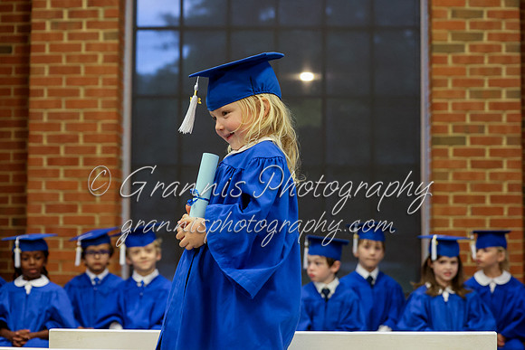 MCGRADUATION24-524
