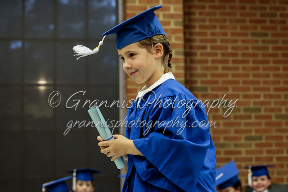 MCGRADUATION24-668