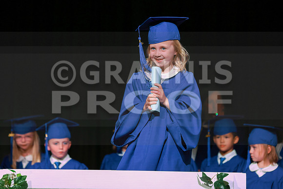 MCGRADUATION25-515