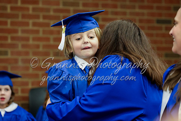 MCGRADUATION24-568
