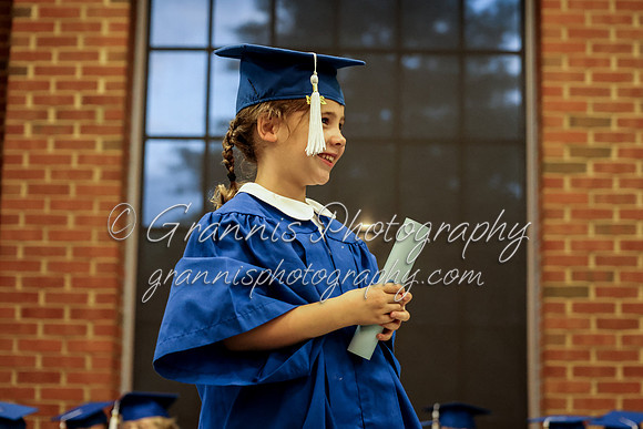 MCGRADUATION24-670