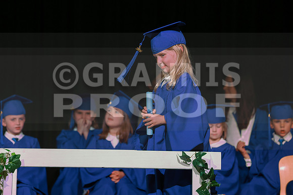 MCGRADUATION25-410