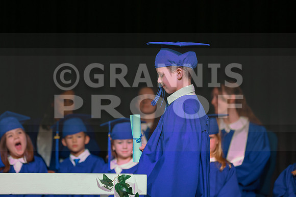 MCGRADUATION25-367