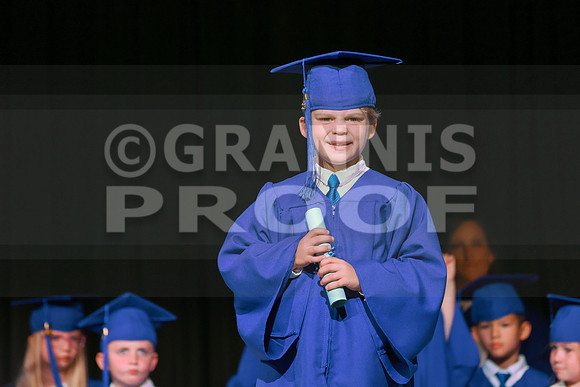 MCGRADUATION25-549