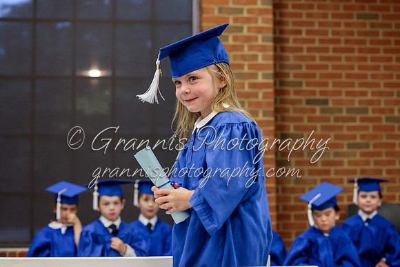MCGRADUATION24-583