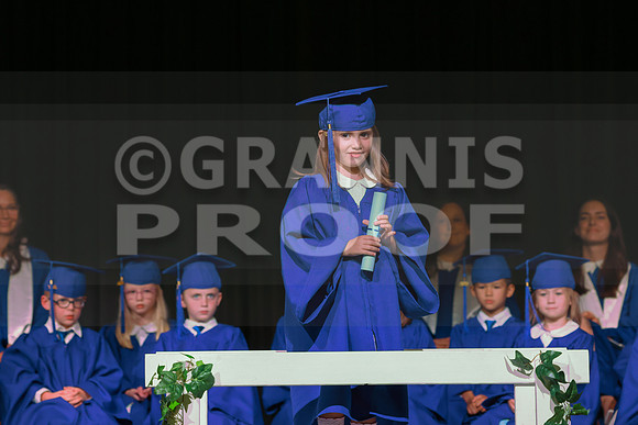 MCGRADUATION25-364
