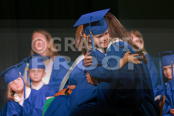 MCGRADUATION25-477