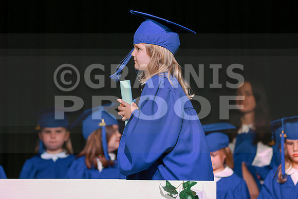 MCGRADUATION25-604