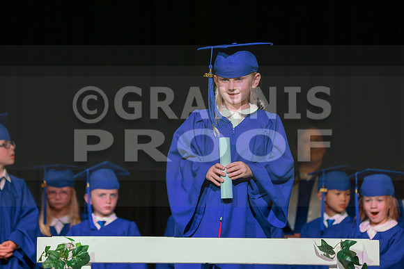 MCGRADUATION25-380