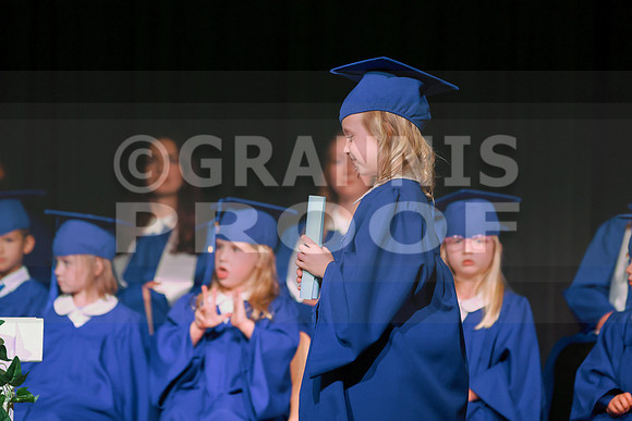 MCGRADUATION25-511