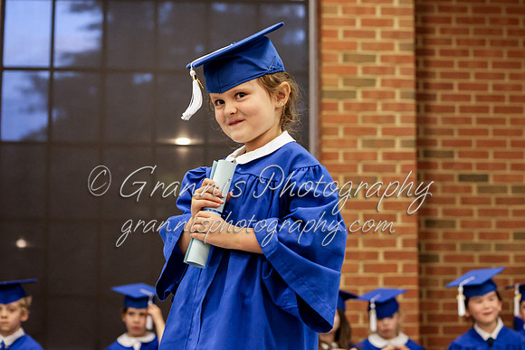 MCGRADUATION24-751