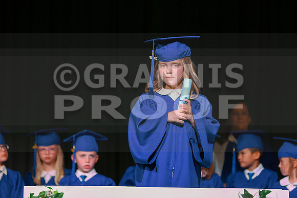 MCGRADUATION25-507