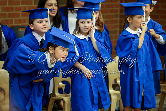 MCGRADUATION24-811