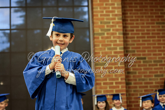 MCGRADUATION24-704