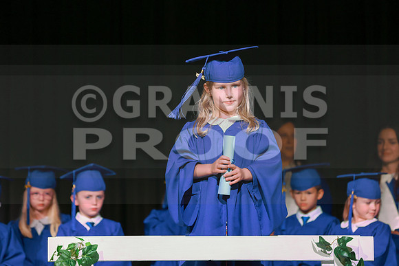 MCGRADUATION25-415