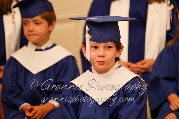 MCGRADUATION22-389