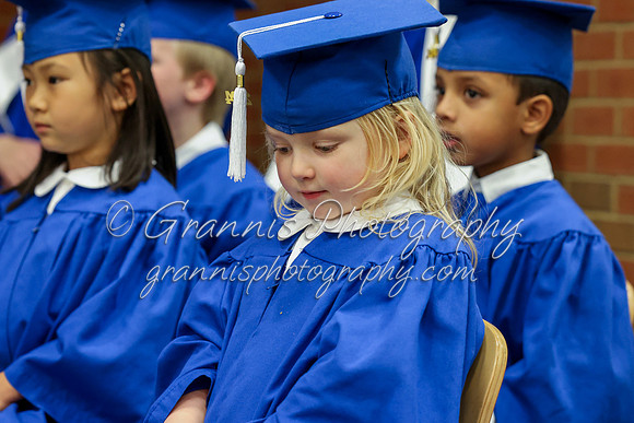 MCGRADUATION24-464