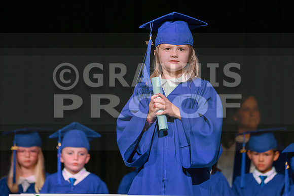 MCGRADUATION25-608