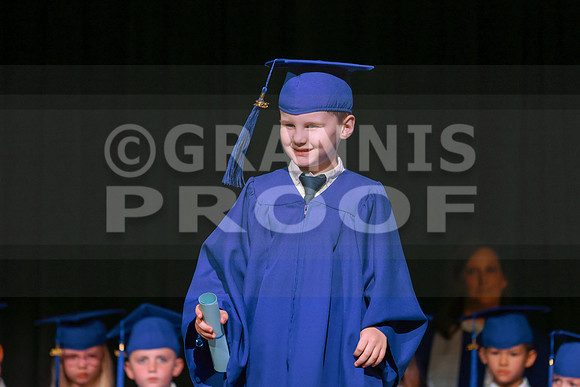 MCGRADUATION25-586