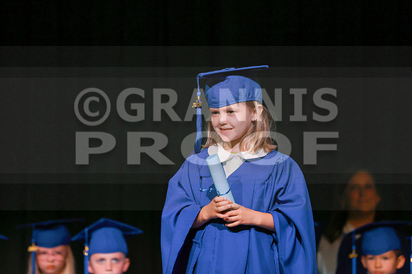MCGRADUATION25-489