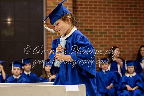 MCGRADUATION24-748