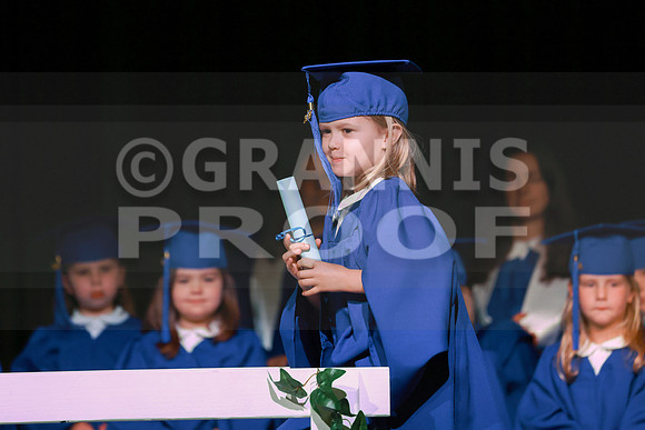 MCGRADUATION25-479