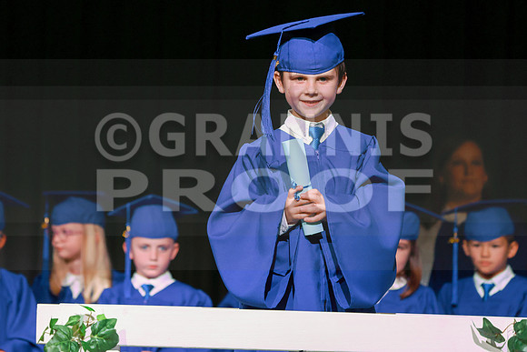 MCGRADUATION25-502