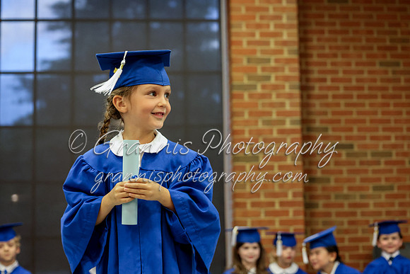 MCGRADUATION24-596