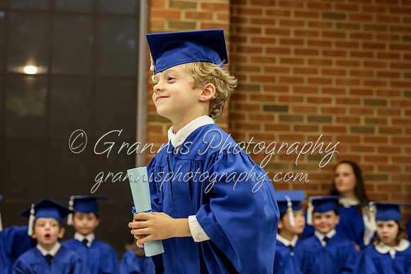 MCGRADUATION24-679