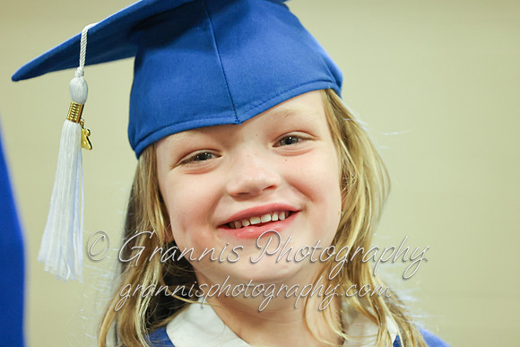 MCGRADUATION22-339