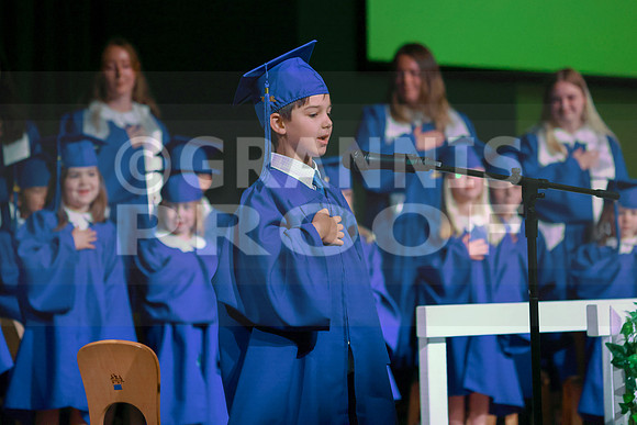 MCGRADUATION25-307
