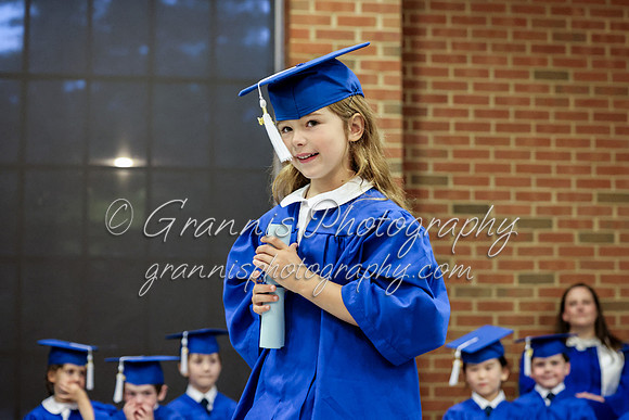 MCGRADUATION24-775