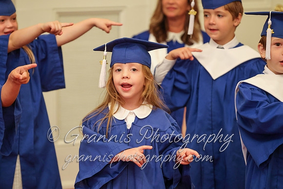 MCGRADUATION22-382