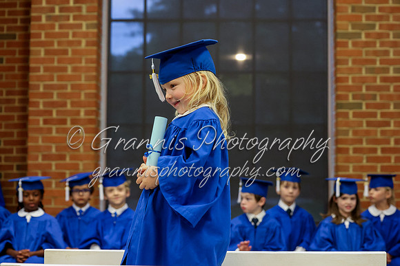 MCGRADUATION24-525