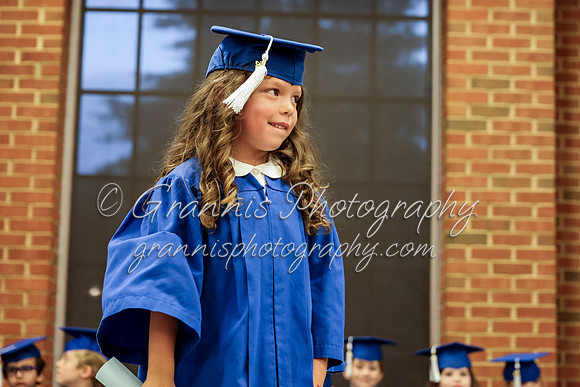 MCGRADUATION24-790