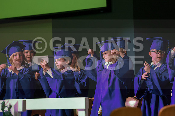 MCGRADUATION25-316