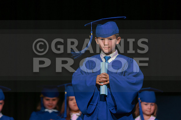 MCGRADUATION25-440
