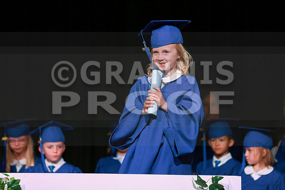 MCGRADUATION25-514