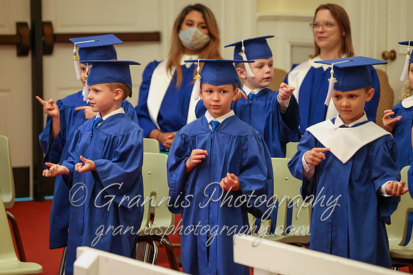 MCGRADUATION22-375