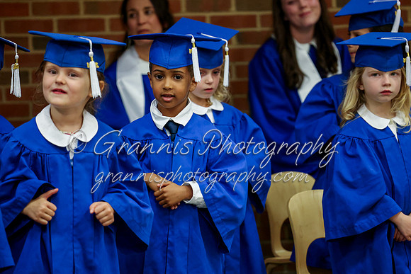 MCGRADUATION24-804