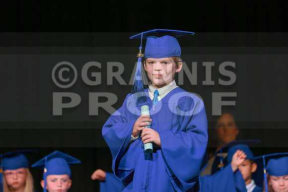 MCGRADUATION25-548