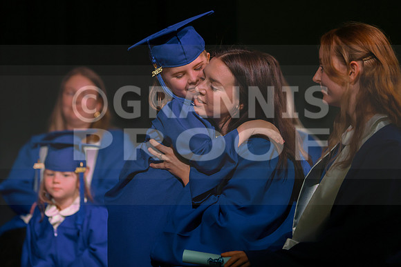 MCGRADUATION25-452