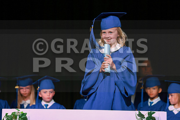 MCGRADUATION25-516