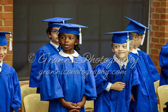 MCGRADUATION24-808